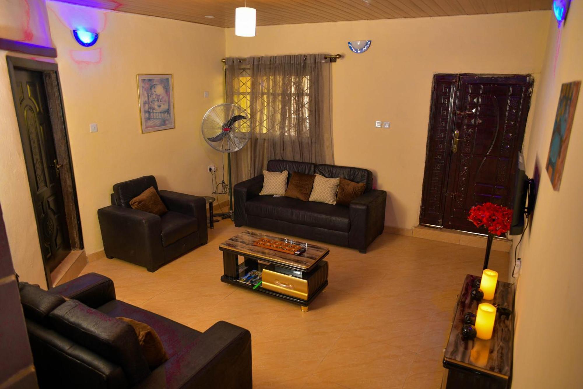 Living Green Apartments Airport Pick Up Benin City Exterior photo