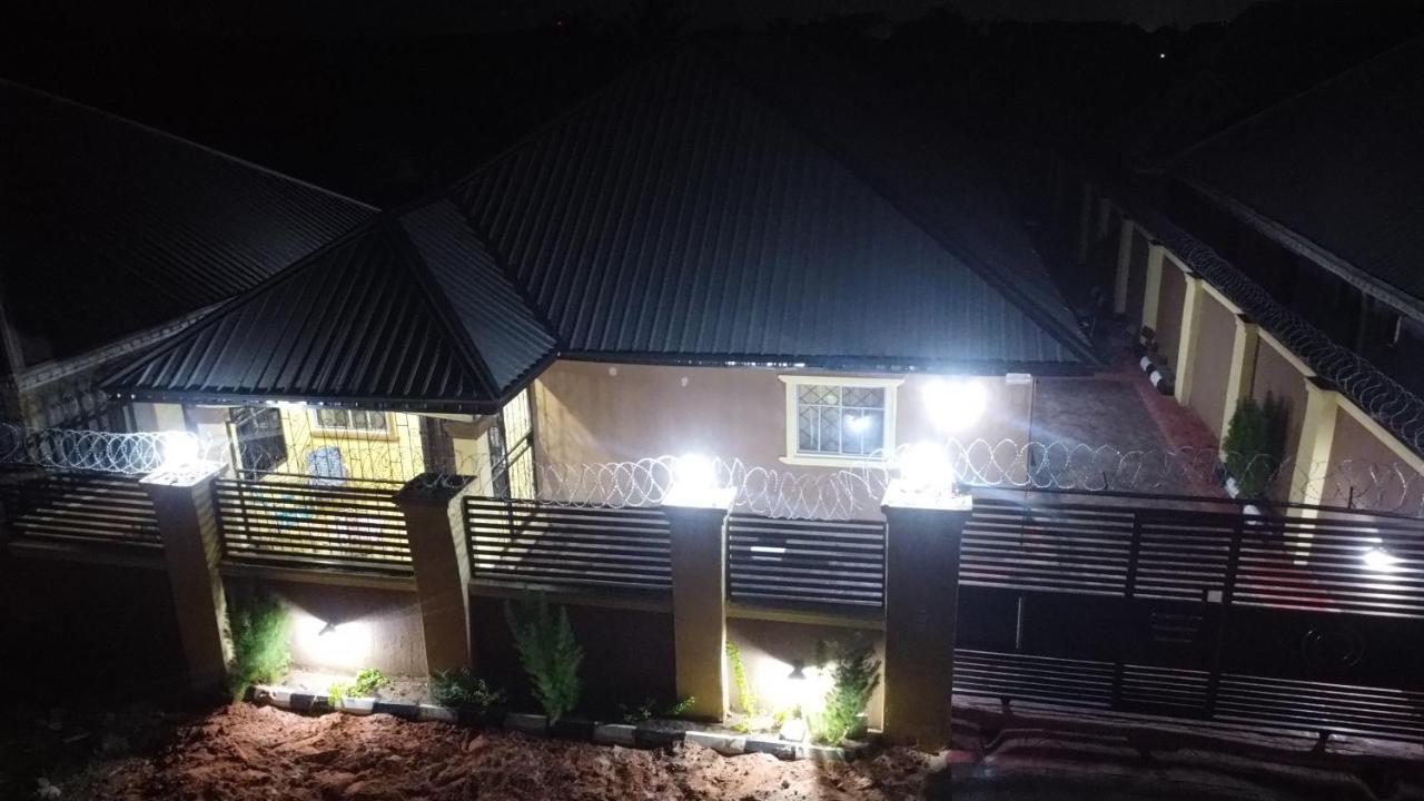 Living Green Apartments Airport Pick Up Benin City Exterior photo