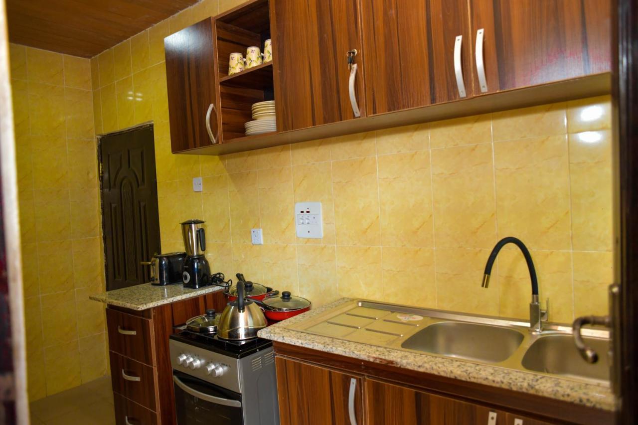 Living Green Apartments Airport Pick Up Benin City Exterior photo